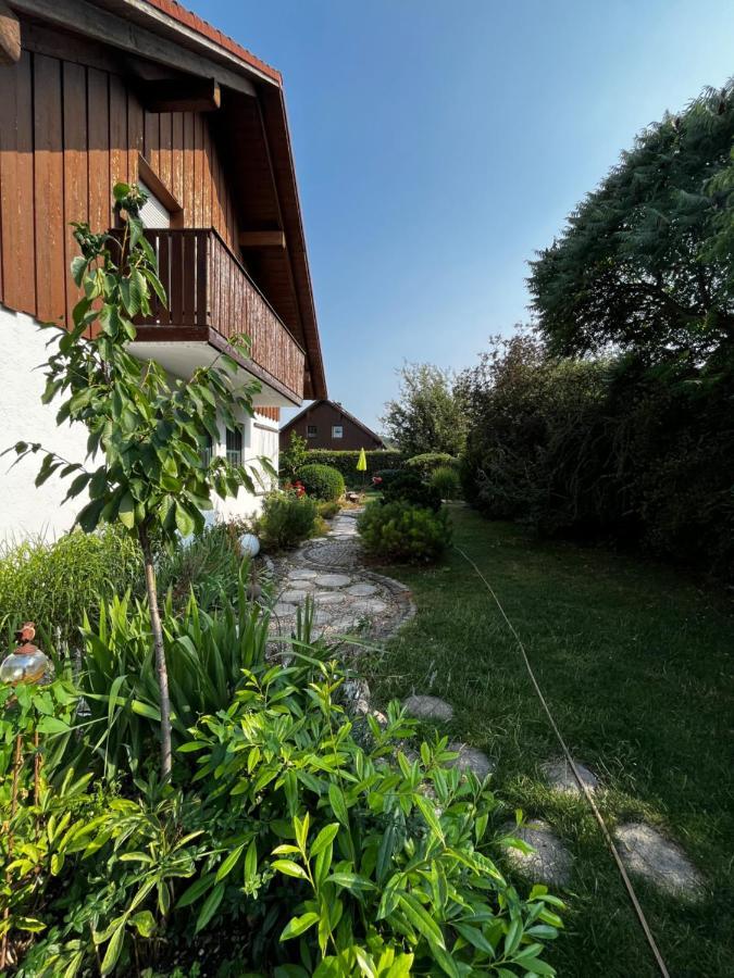 Zimmer Zum Wohlfuehlen Eching  Extérieur photo